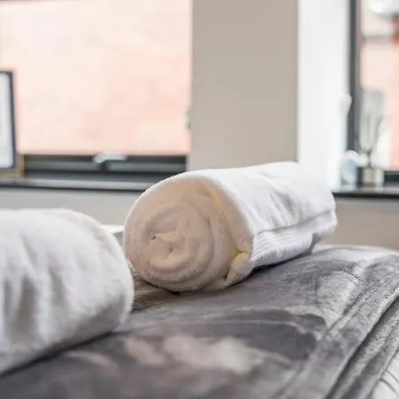 Ny Style Exposed Brick 2br Sleep 8 Apartment